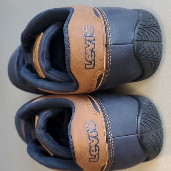 Blue Levi's Sneakers - Picture 6 of 12